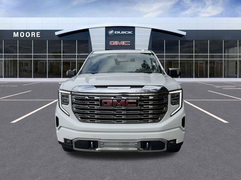 Used 2024 GMC Sierra 1500 Denali w/ Technology Package image 2