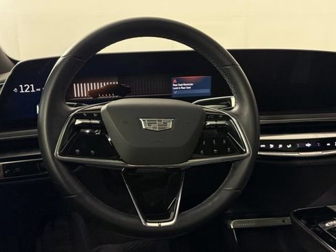 Used 2024 Cadillac Lyriq Tech AWD/4WD image 23