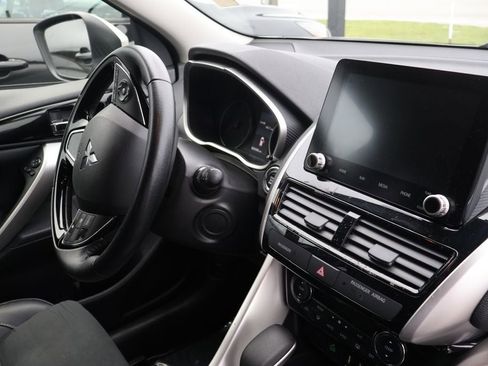 Used 2024 Mitsubishi Eclipse Cross SE AWD/4WD image 11