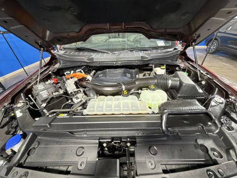 Used 2021 Ford F150 Platinum w/ Equipment Group 701A High AWD/4WD image 41