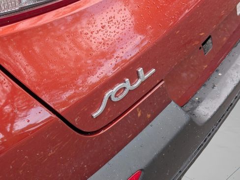 Certified 2021 Kia Soul LX image 20