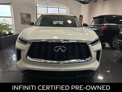 Certified 2025 INFINITI QX60 Pure image 3