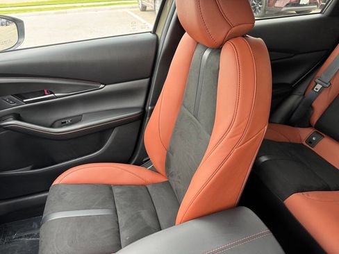 Certified 2025 MAZDA CX-30 Carbon AWD/4WD image 20