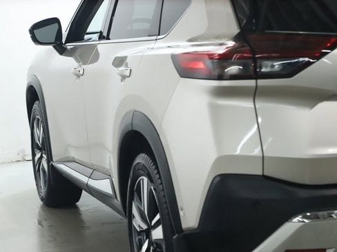 Used 2022 Nissan Rogue Platinum w/ Head-Up Display Package image 44