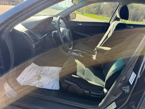 Used 2006 Honda Accord VP image 10