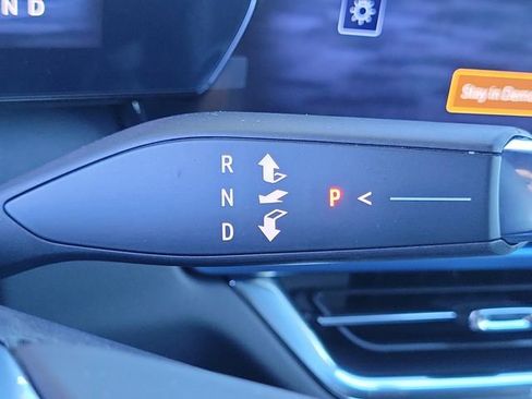 New 2026 Chevrolet Equinox EV LT AWD/4WD image 11