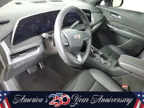 Used 2025 Cadillac XT4 Sport w/ LPO, Floor Liner Package FWD image 19