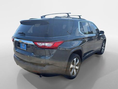 Used 2019 Chevrolet Traverse LT w/ LT Premium Package FWD image 5