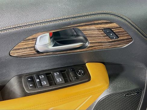 Used 2022 Chrysler Pacifica Pinnacle image 11