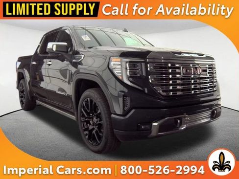 Used 2026 GMC Sierra 1500 Denali w/ Denali Reserve Package AWD/4WD image 1