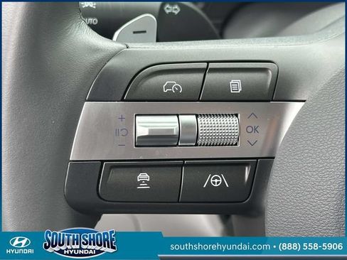 Certified 2025 Hyundai Kona SEL AWD/4WD image 24