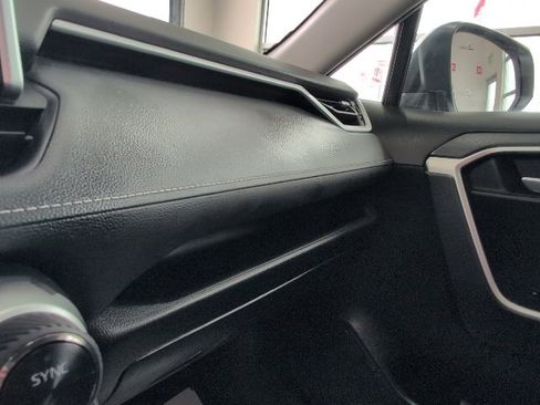 Used 2024 Toyota RAV4 XLE image 33