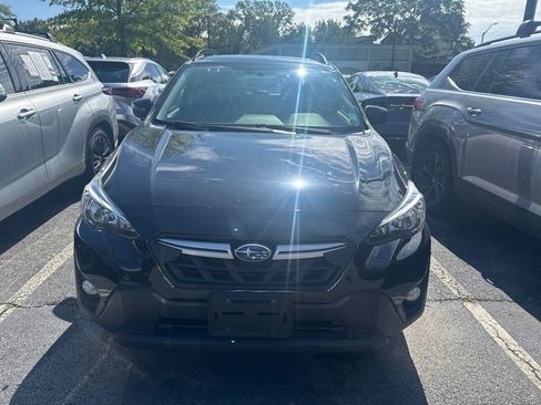 Used 2021 Subaru Crosstrek 2.0i Premium w/ Moonroof Package AWD/4WD image 2