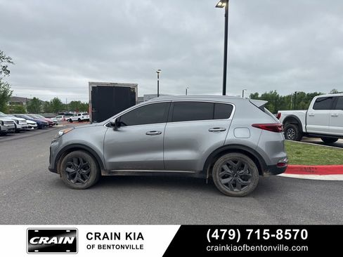 Used 2020 Kia Sportage S image 4