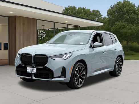 Used 2025 BMW X3 xDrive30 w/ M Sport Package AWD/4WD image 2