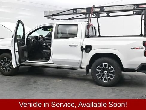 Used 2024 Chevrolet Colorado Z71 w/ Advanced Trailering Package AWD/4WD image 50