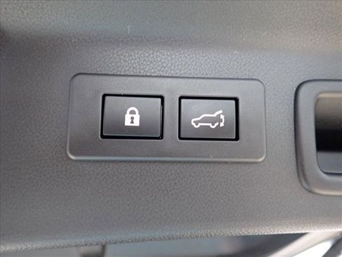 Used 2025 Subaru Forester Touring AWD/4WD image 8
