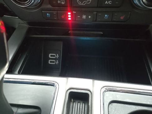 Used 2020 Ford F150 Platinum w/ Equipment Group 701A Luxury AWD/4WD image 81