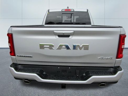 New 2026 RAM 1500 Laramie AWD/4WD image 9
