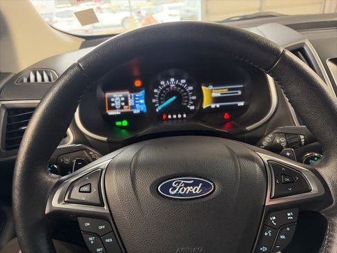 Used 2020 Ford Edge SEL w/ Convenience Package image 29