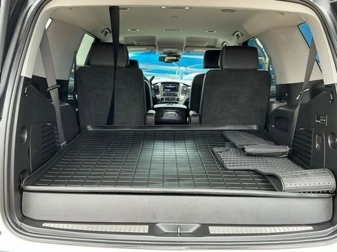 Used 2019 GMC Yukon Denali AWD/4WD image 7