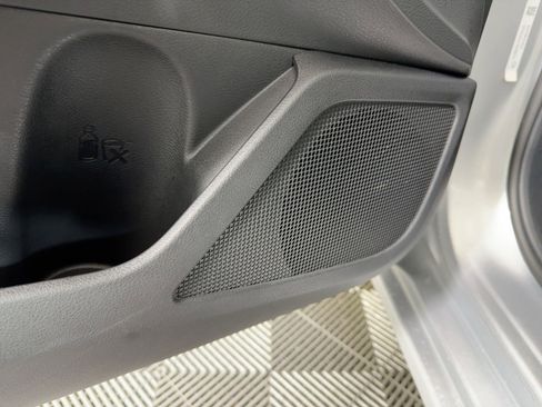 Used 2024 Nissan Altima 2.5 SV image 22