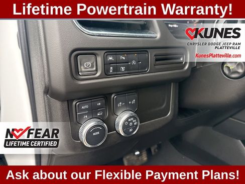 Used 2023 GMC Yukon SLT w/ SLT Luxury Package AWD/4WD image 21