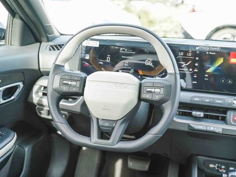 New 2026 Kia K4 GT-Line image 17