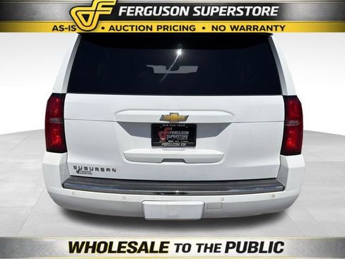 Used 2016 Chevrolet Suburban LTZ RWD image 6