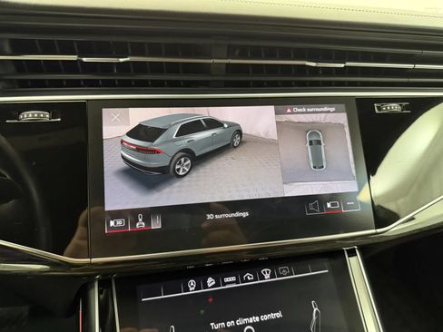 Used 2022 Audi Q8 Prestige AWD/4WD image 35