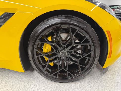 Used 2014 Chevrolet Corvette Stingray Coupe RWD image 26