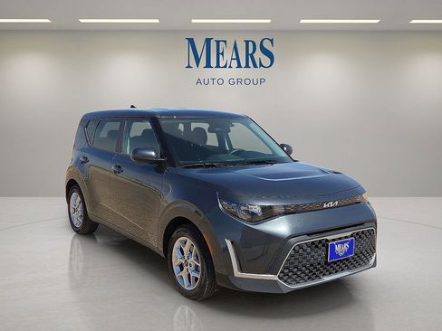 Used 2025 Kia Soul LX w/ LX Technology Package image 7