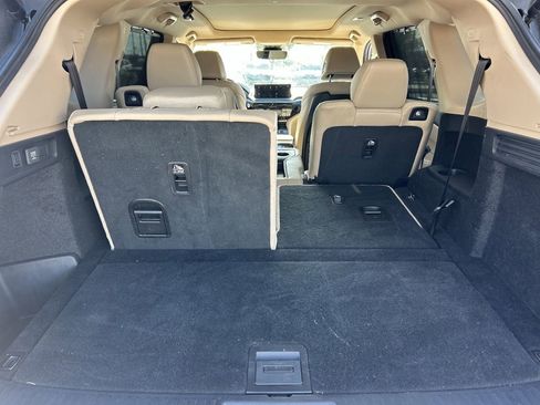 Certified 2023 Acura MDX FWD w/ Technology Package image 10