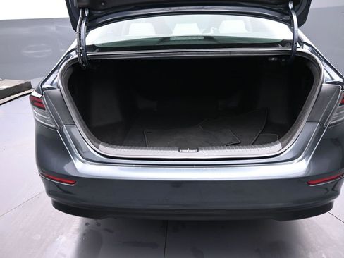 Certified 2023 Honda Accord LX image 21