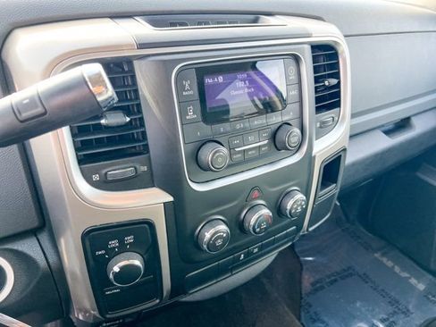 Used 2013 RAM 1500 Classic SLT image 21