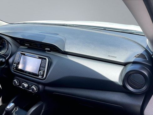 Certified 2023 Nissan Kicks S FWD image 19