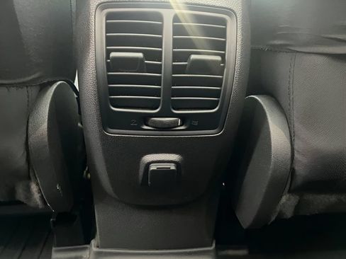 Used 2017 Ford Escape SE AWD/4WD image 30