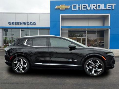 New 2026 Chevrolet Equinox EV LT w/ Convenience Package II image 2