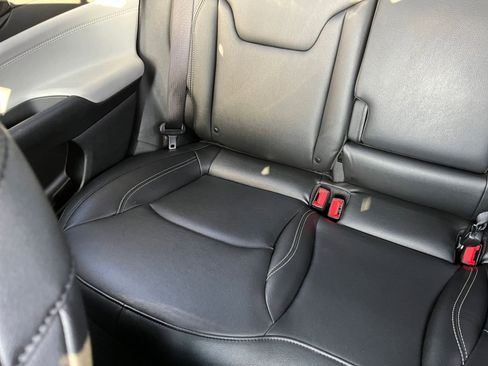 Used 2025 Jeep Compass Limited image 40