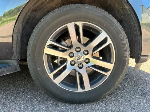 Used 2024 Ford Expedition Limited AWD/4WD image 41