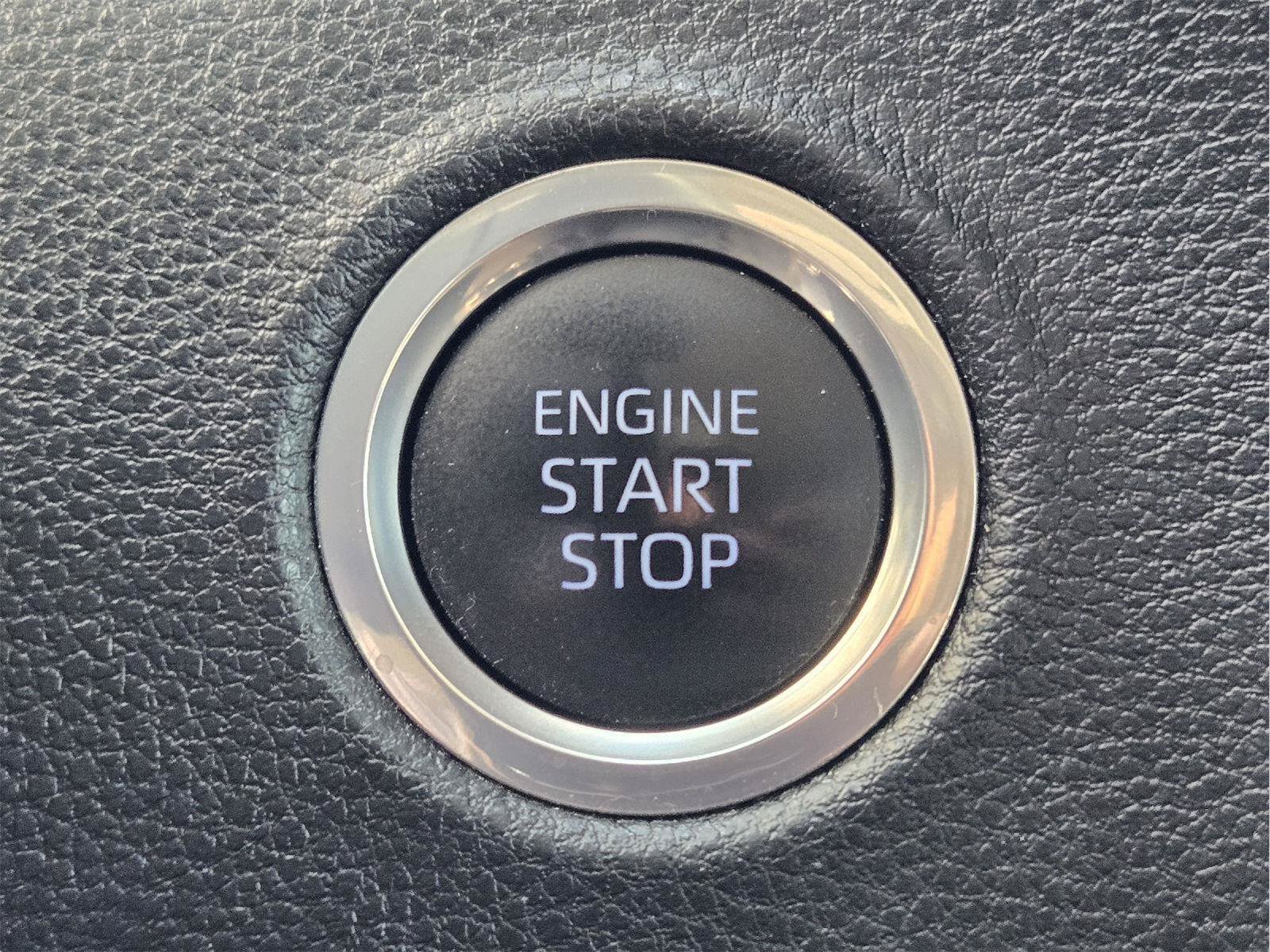Used 2022 Toyota Tundra SR5 AWD/4WD image 19