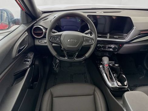 New 2026 Chevrolet Trax RS w/ Sunroof Package FWD image 24