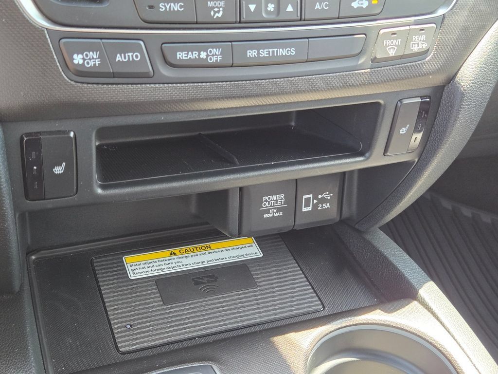 Used 2023 Honda Passport TrailSport image 28