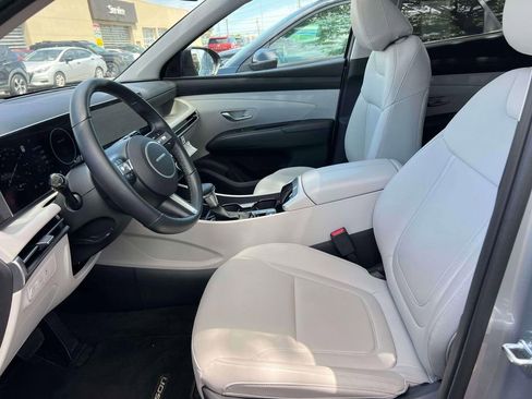 Used 2025 Hyundai Tucson SEL AWD/4WD image 16