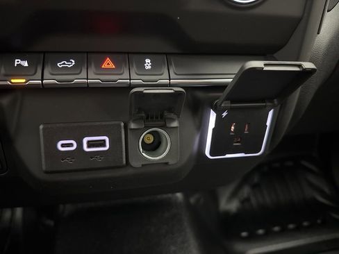 New 2026 GMC Sierra 3500 Pro AWD/4WD image 30