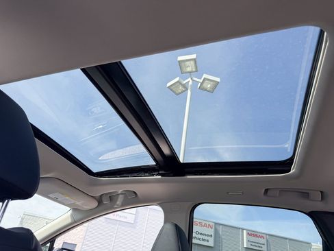 New 2026 Nissan Murano SL image 9