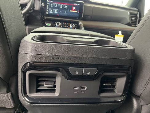 New 2026 GMC Sierra 2500 AT4 w/ AT4 Premium Plus Package image 25