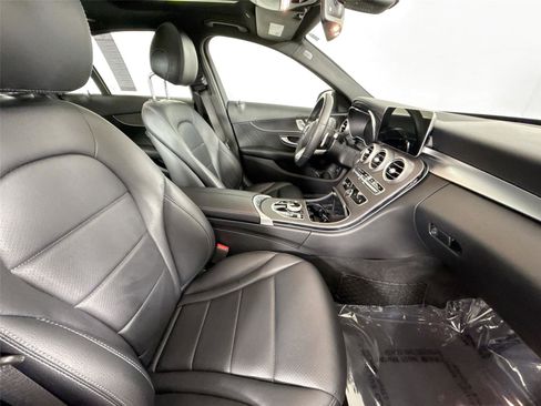Used 2020 Mercedes-Benz C 300 4MATIC Sedan image 45