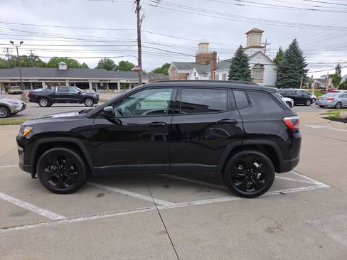 Certified 2018 Jeep Compass Latitude w/ Popular Equipment Group FWD image 7