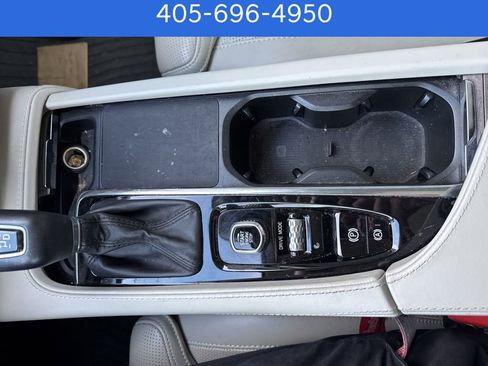 Used 2021 Volvo XC90 T6 Inscription image 31